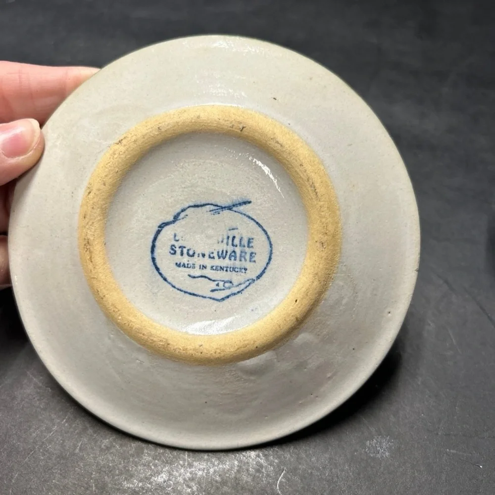 Vintage Louisville stoneware trinket dish - Picture 4 of 7
